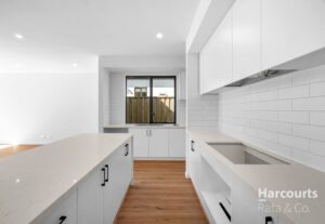 Home Builders Melbourne: New Builds, Knockdown Rebuilds & Renovations with LaBella Homes