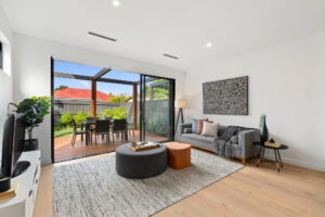 Home Builders Melbourne: New Builds, Knockdown Rebuilds & Renovations with LaBella Homes